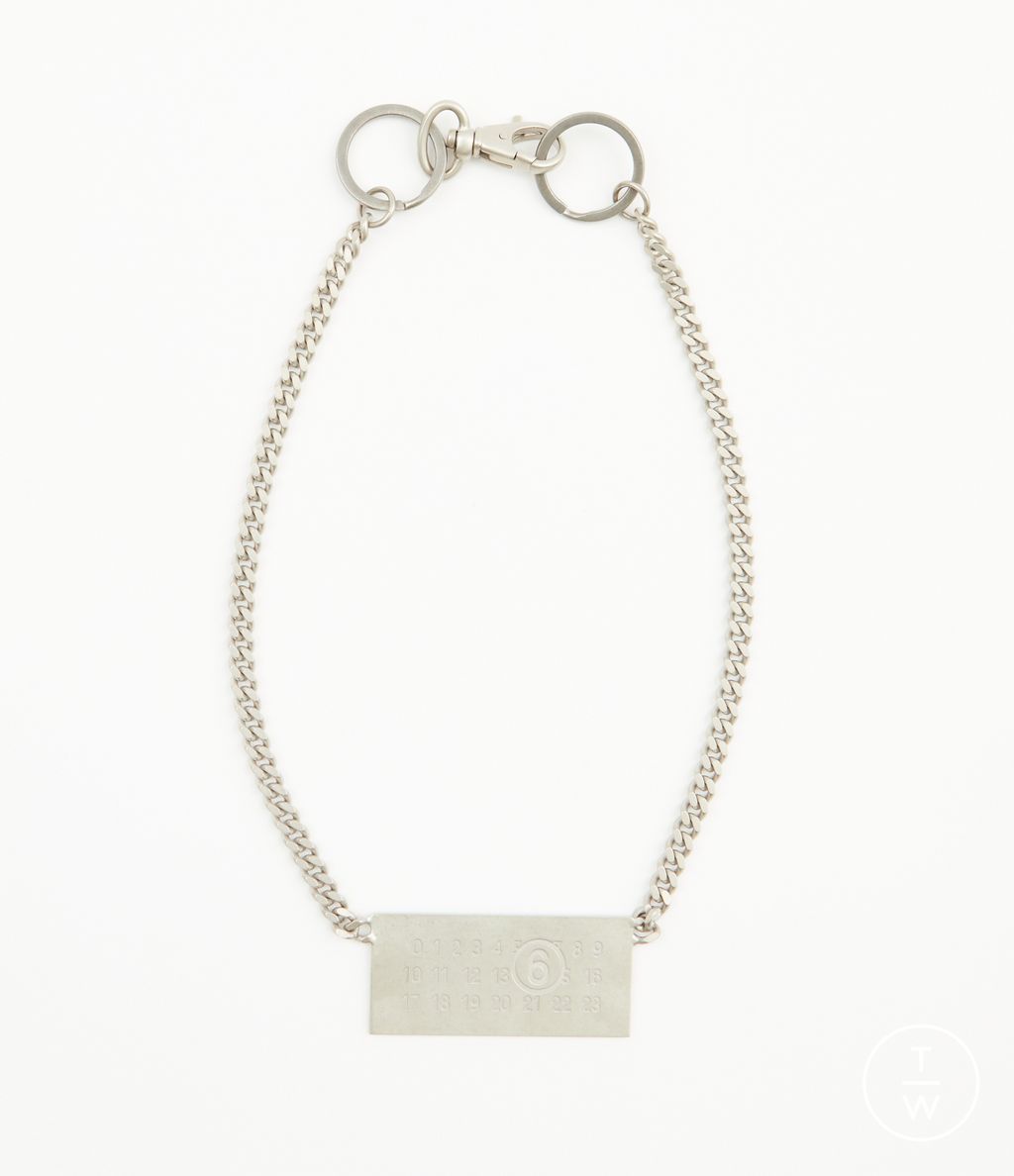 Fashion Week Milan Spring/Summer 2023 look 46 from the MM6 Maison Margiela collection menswear accessories