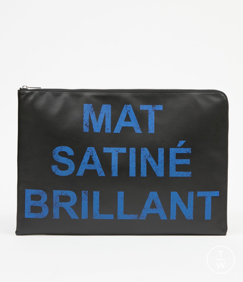 Fashion Week Milan Spring/Summer 2024 look 16 from the MM6 Maison Margiela collection womenswear accessories