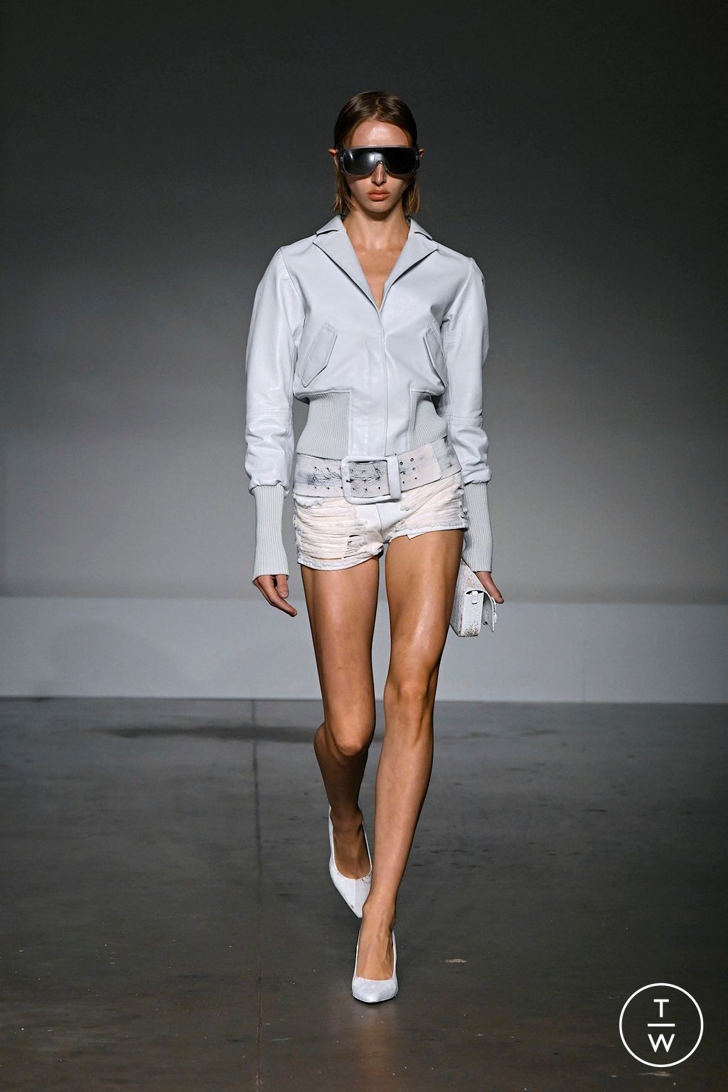 Fashion Week Milan Spring/Summer 2025 look 42 from the MM6 Maison Margiela collection womenswear