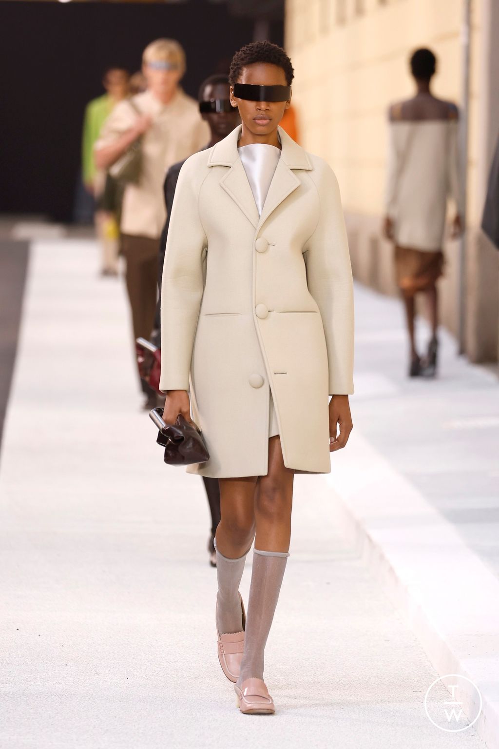 Fashion Week Milan Spring/Summer 2026 look 36 from the MM6 Maison Margiela collection womenswear