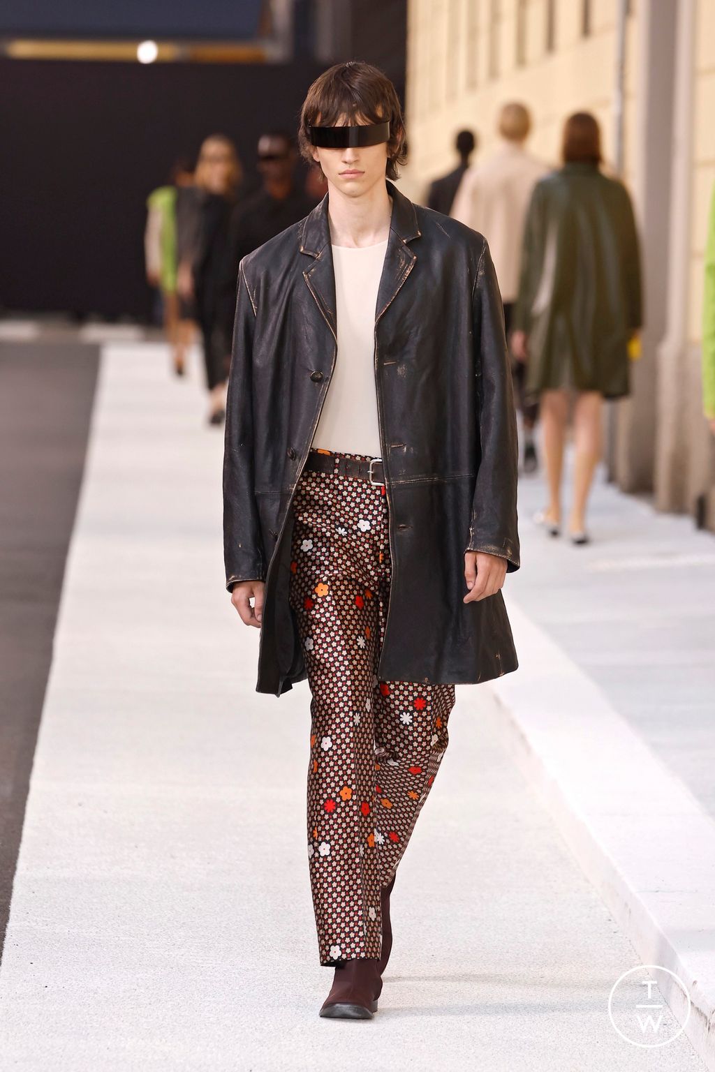 Fashion Week Milan Spring/Summer 2026 look 42 from the MM6 Maison Margiela collection womenswear