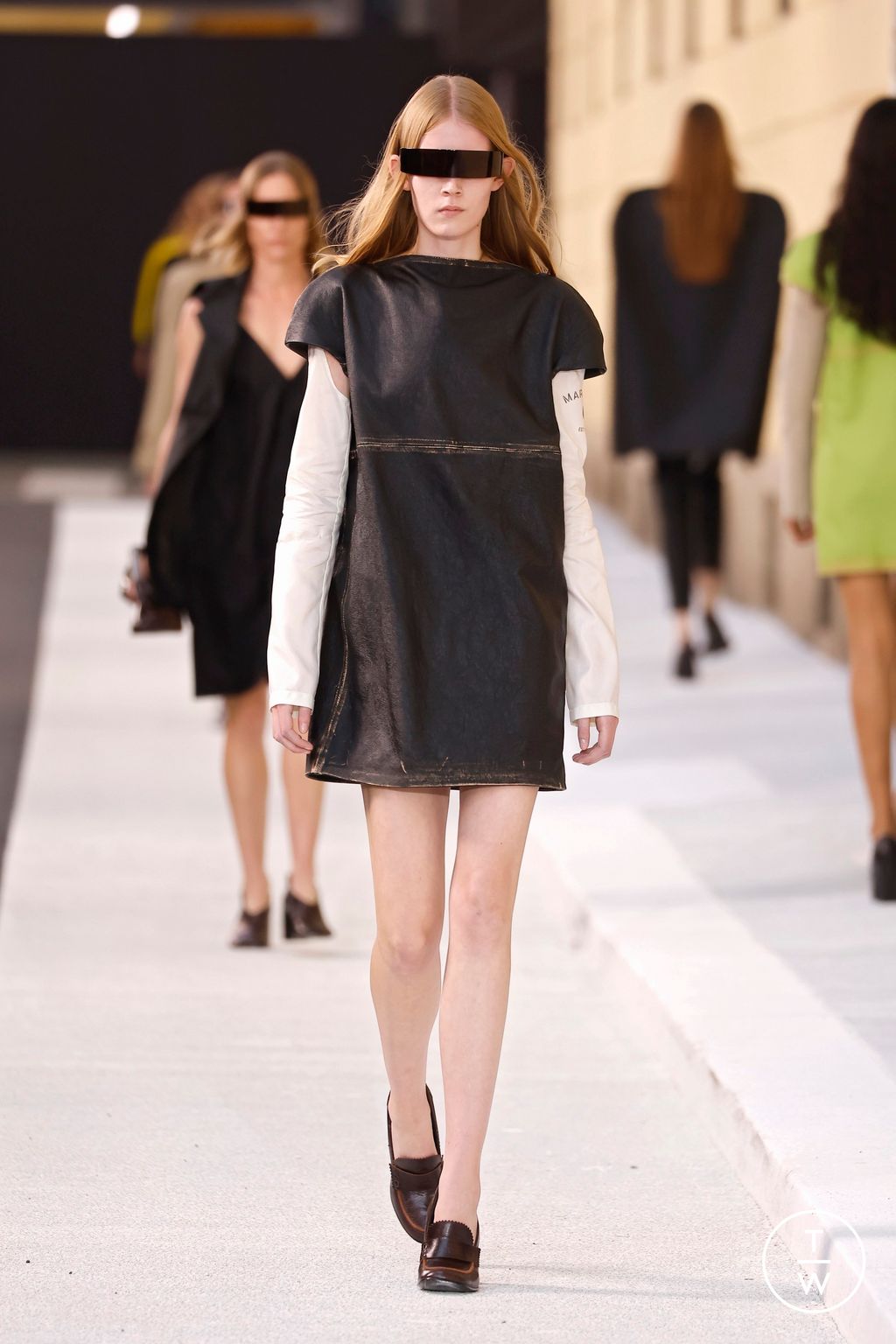 Fashion Week Milan Spring/Summer 2026 look 48 de la collection MM6 Maison Margiela womenswear