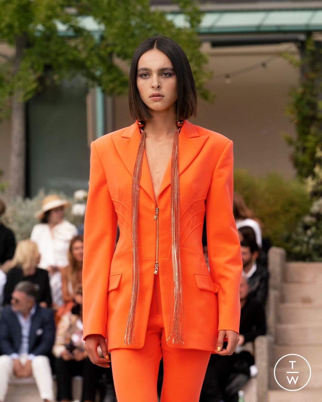 Fashion Week Milan Spring/Summer 2023 look 22 from the Genny collection 女装配饰