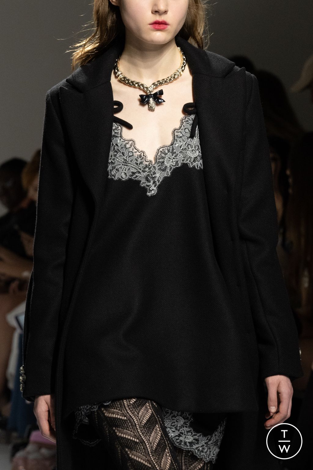 Fashion Week Milan Fall/Winter 2023 look 40 from the Vivetta collection womenswear accessories