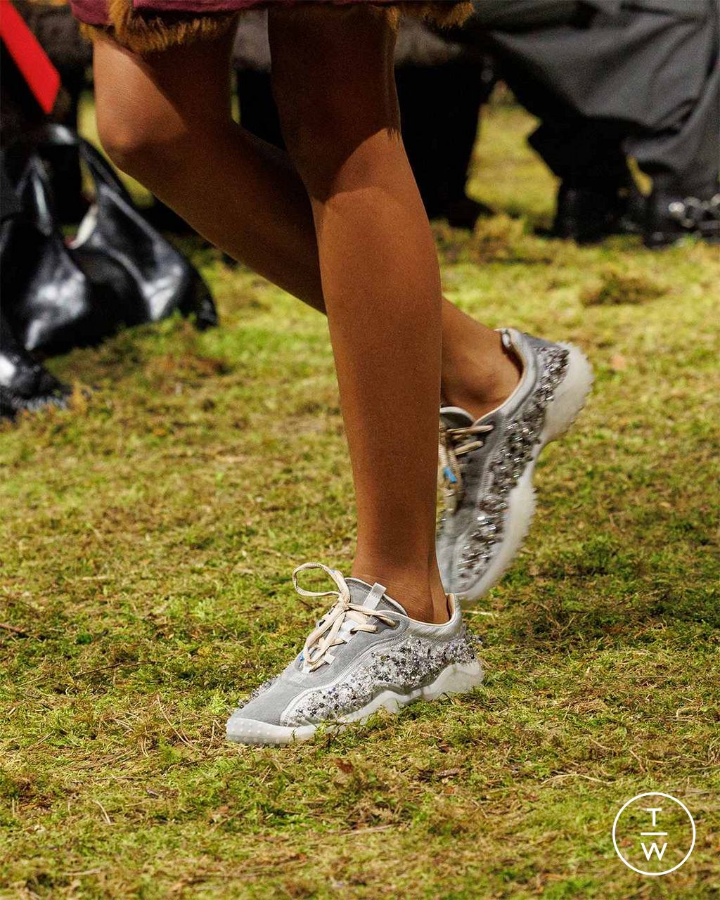 Fashion Week Paris Fall/Winter 2026 look 23 from the Miu Miu collection 女装配饰