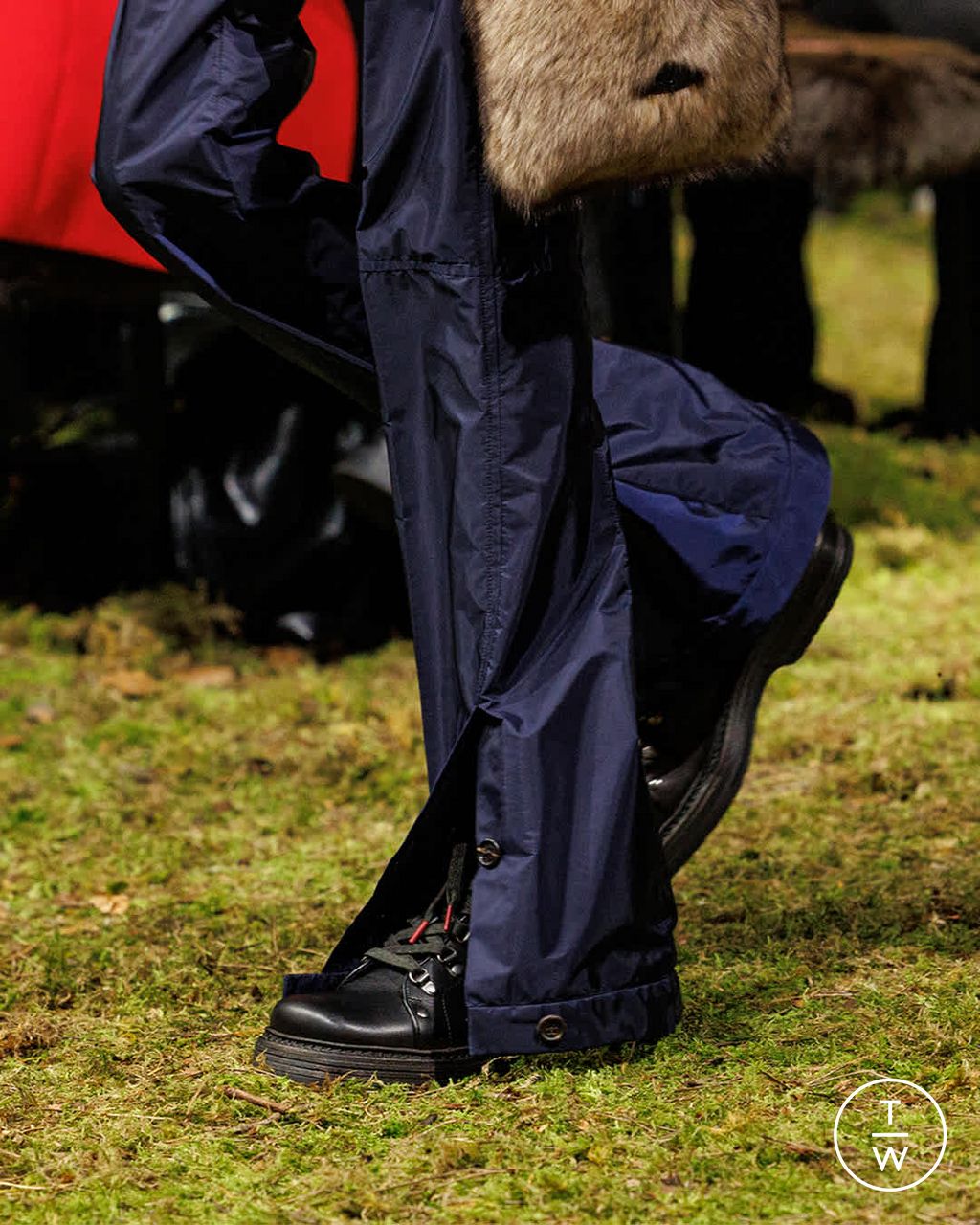 Fashion Week Paris Fall/Winter 2026 look 29 from the Miu Miu collection 女装配饰