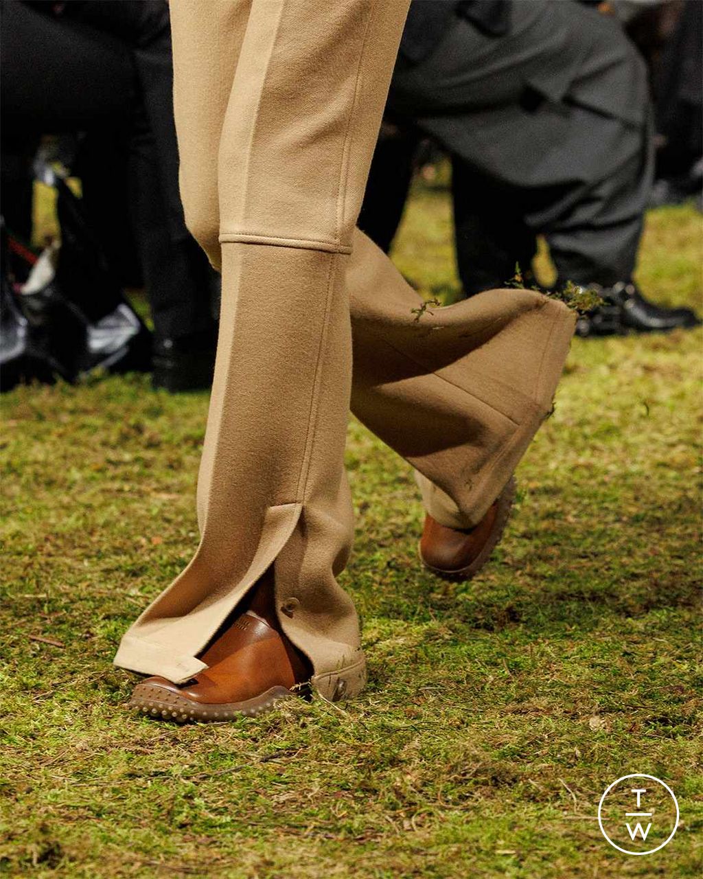 Fashion Week Paris Fall/Winter 2026 look 3 from the Miu Miu collection womenswear accessories