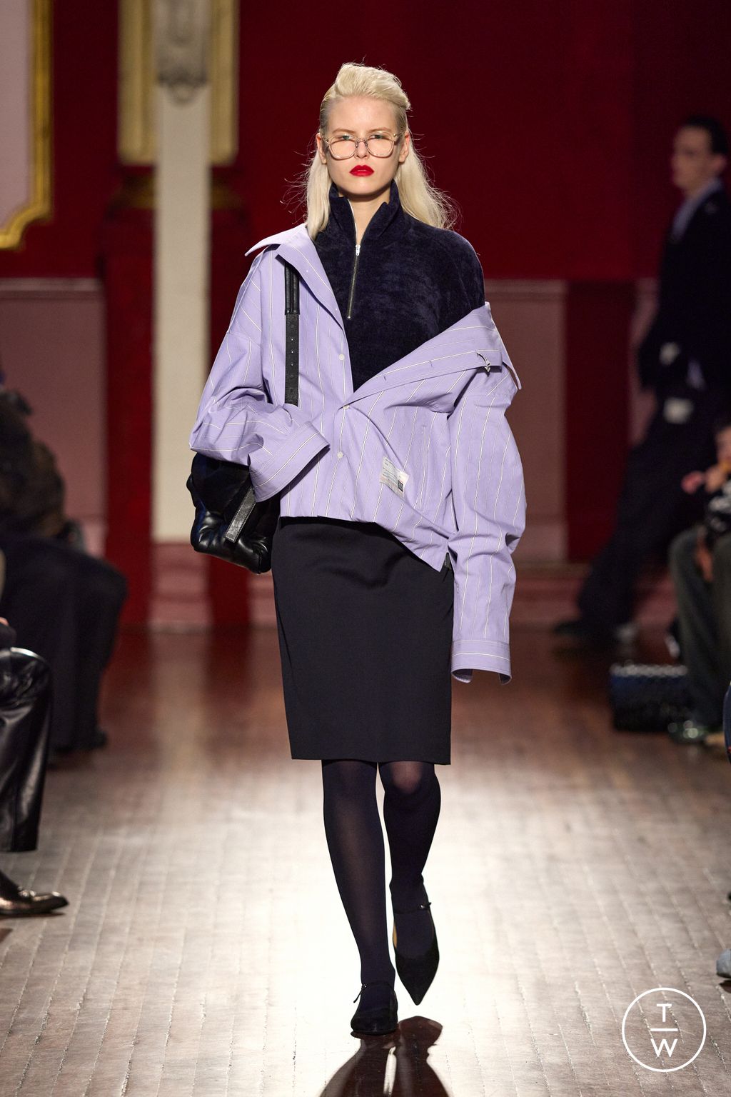 Fashion Week Paris Fall/Winter 2026 look 2 de la collection Maison Mihara Yasuhiro menswear