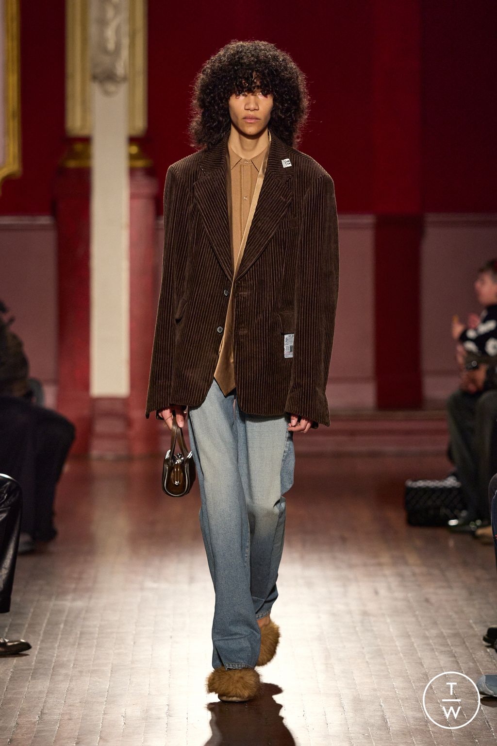 Fashion Week Paris Fall/Winter 2026 look 21 from the Maison Mihara Yasuhiro collection menswear