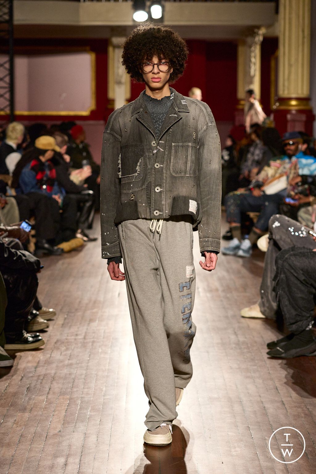 Fashion Week Paris Fall/Winter 2026 look 33 from the Maison Mihara Yasuhiro collection menswear