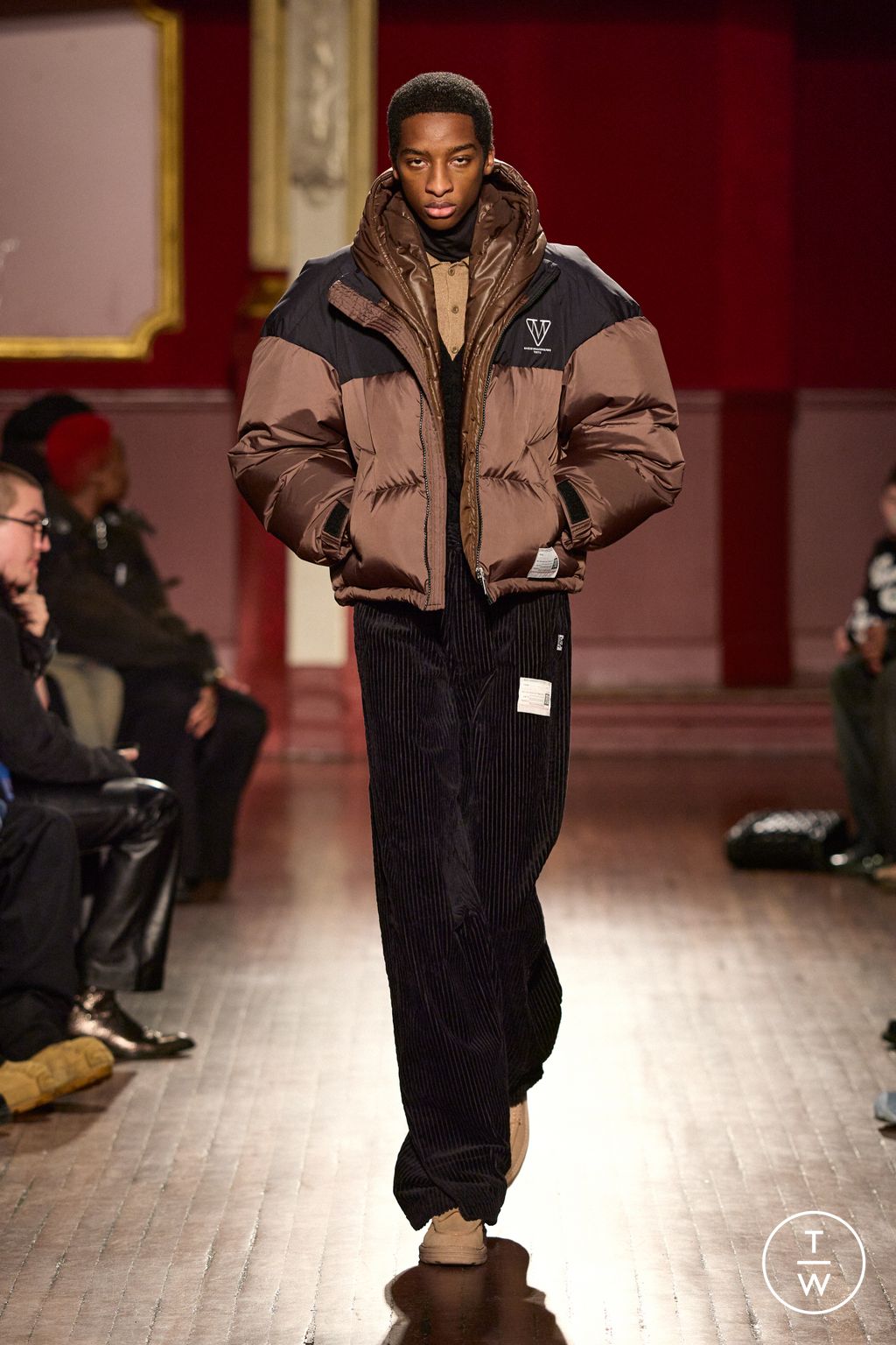Fashion Week Paris Fall/Winter 2026 look 35 from the Maison Mihara Yasuhiro collection menswear
