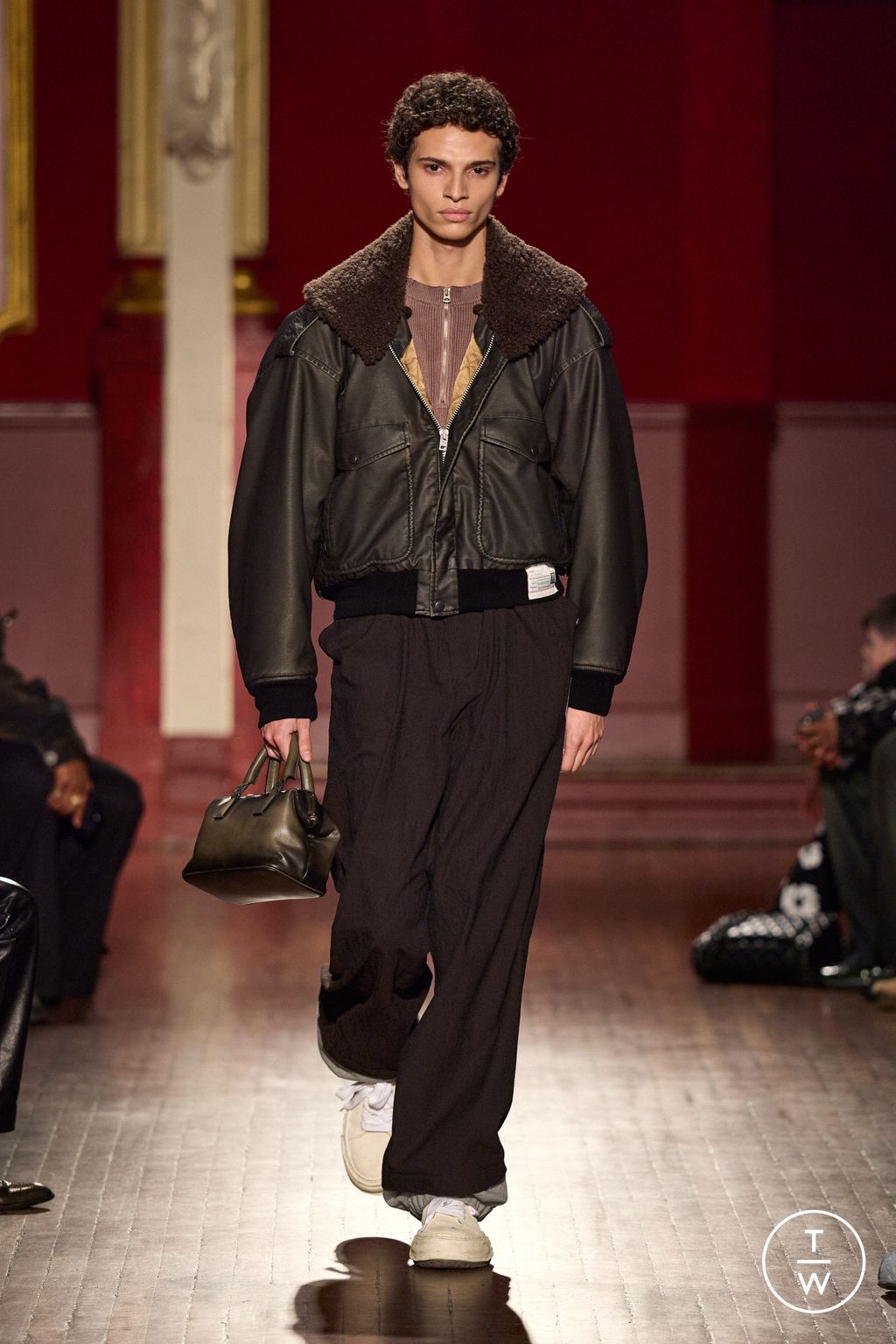 Fashion Week Paris Fall/Winter 2026 look 43 from the Maison Mihara Yasuhiro collection menswear