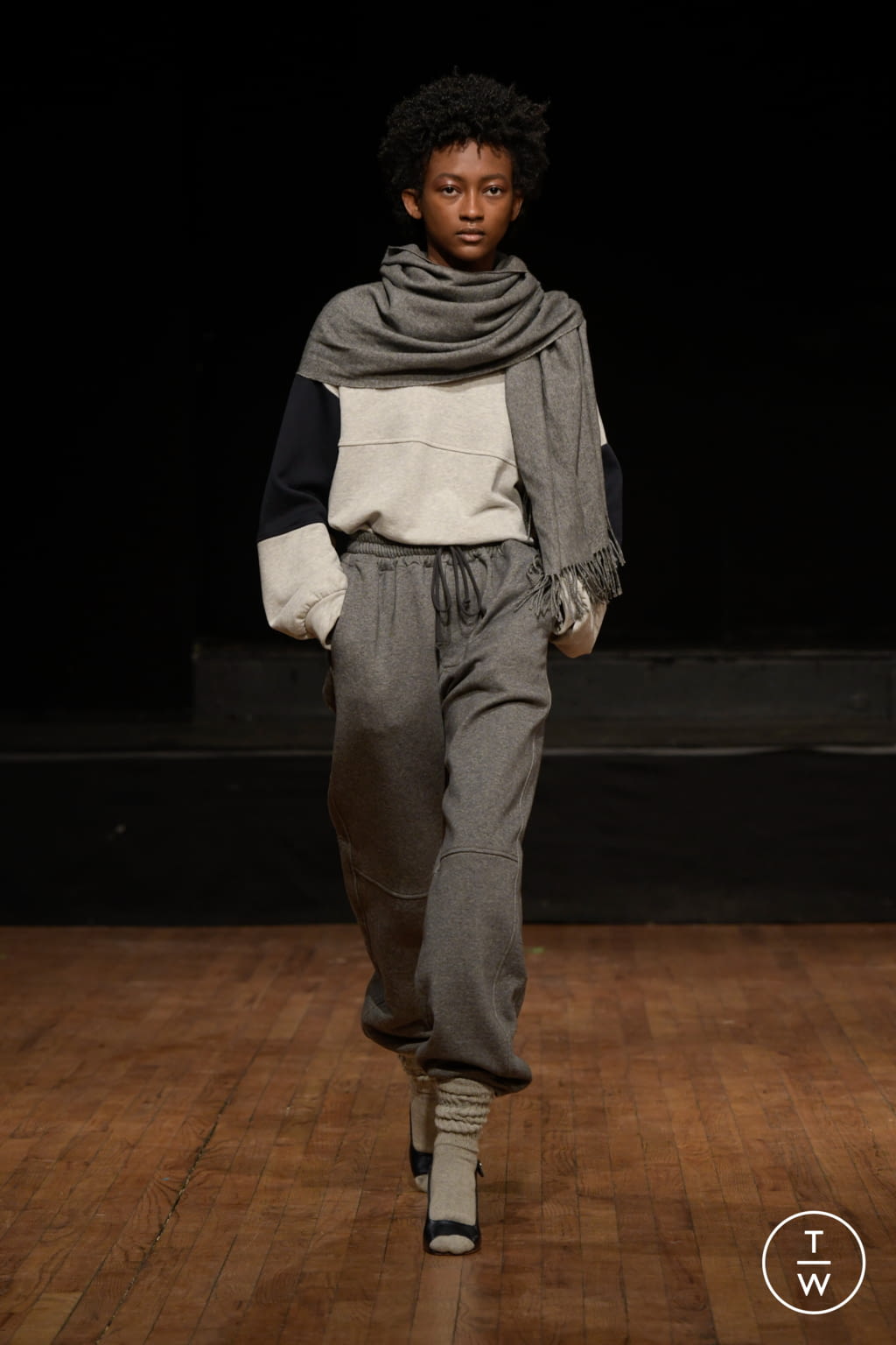 Fashion Week New York Fall/Winter 2022 look 26 from the Maryam Nassir Zadeh collection womenswear