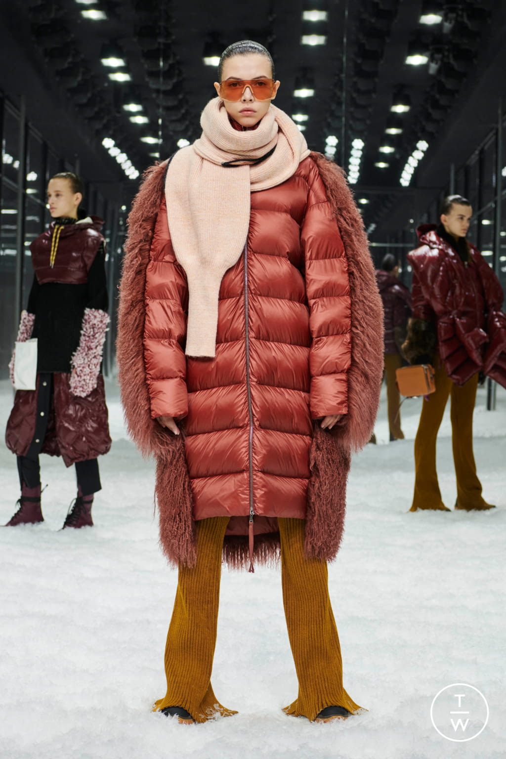 Fashion Week Milan Fall/Winter 2019 look 55 from the Moncler Genius collection 女装