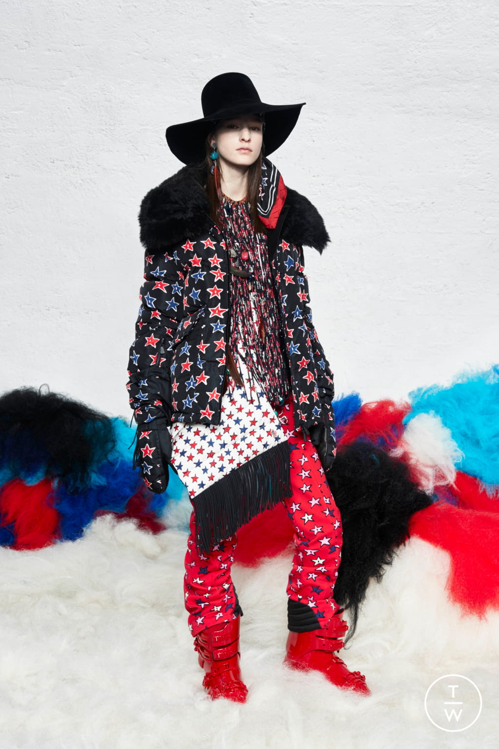 Fashion Week Milan Fall/Winter 2019 look 69 de la collection Moncler Genius womenswear