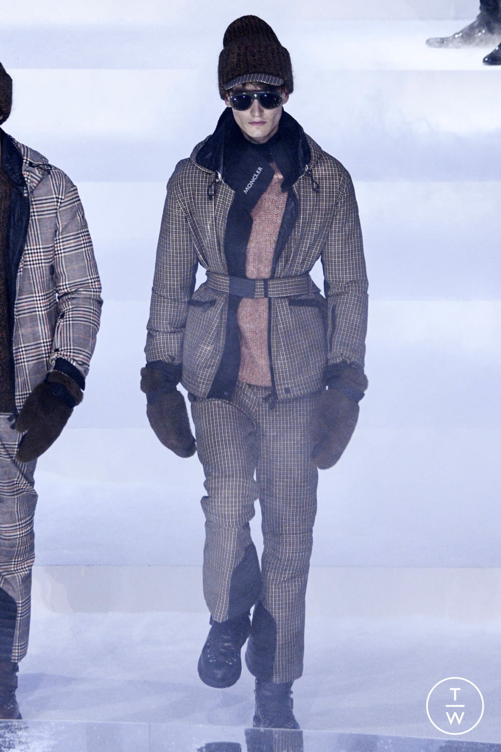 Fashion Week New York Fall/Winter 2017 look 9 from the 3 Moncler Grenoble collection 女装