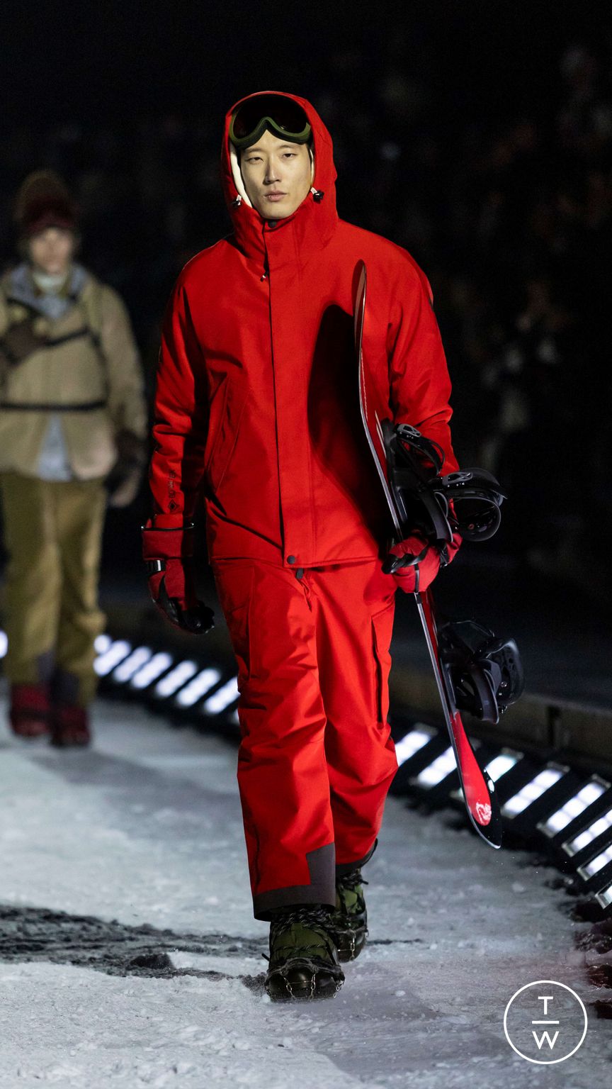 Fashion Week Milan Fall/Winter 2026 look 17 from the Moncler collection 男装