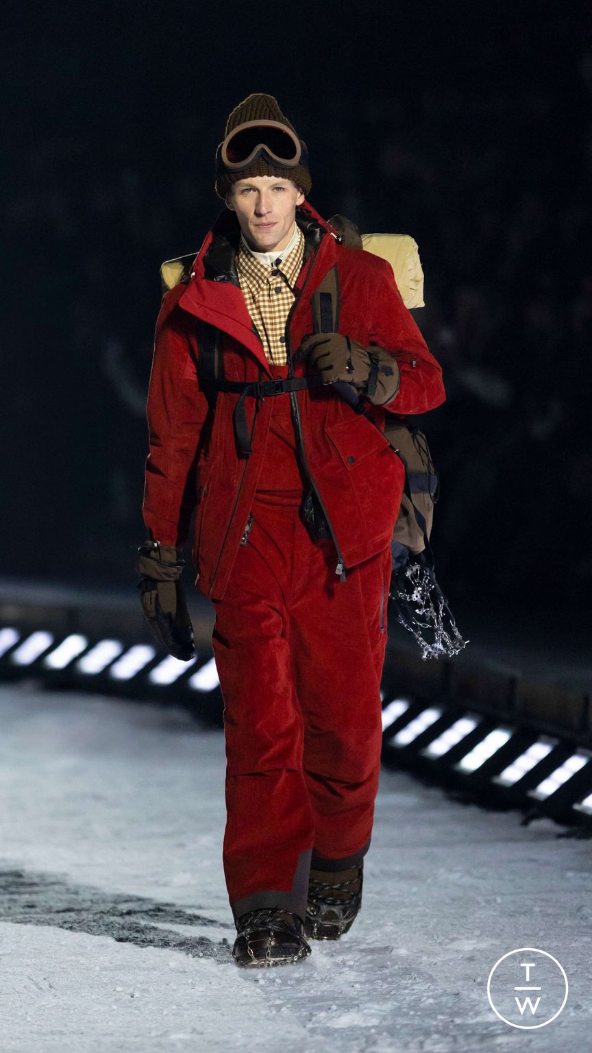 Fashion Week Milan Fall/Winter 2026 look 19 from the Moncler collection menswear