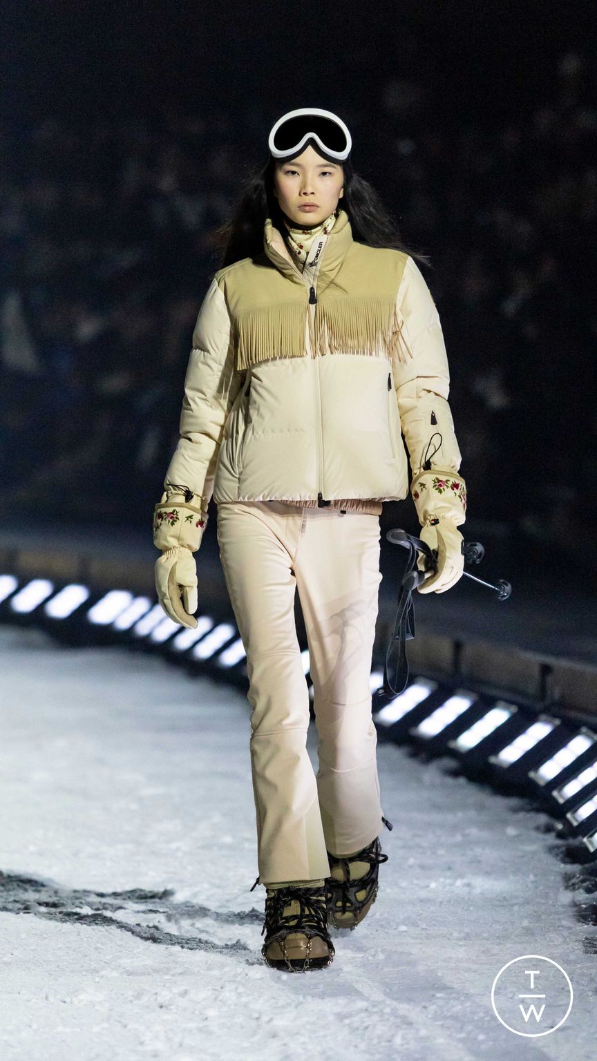 Fashion Week Milan Fall/Winter 2026 look 25 from the Moncler collection 男装