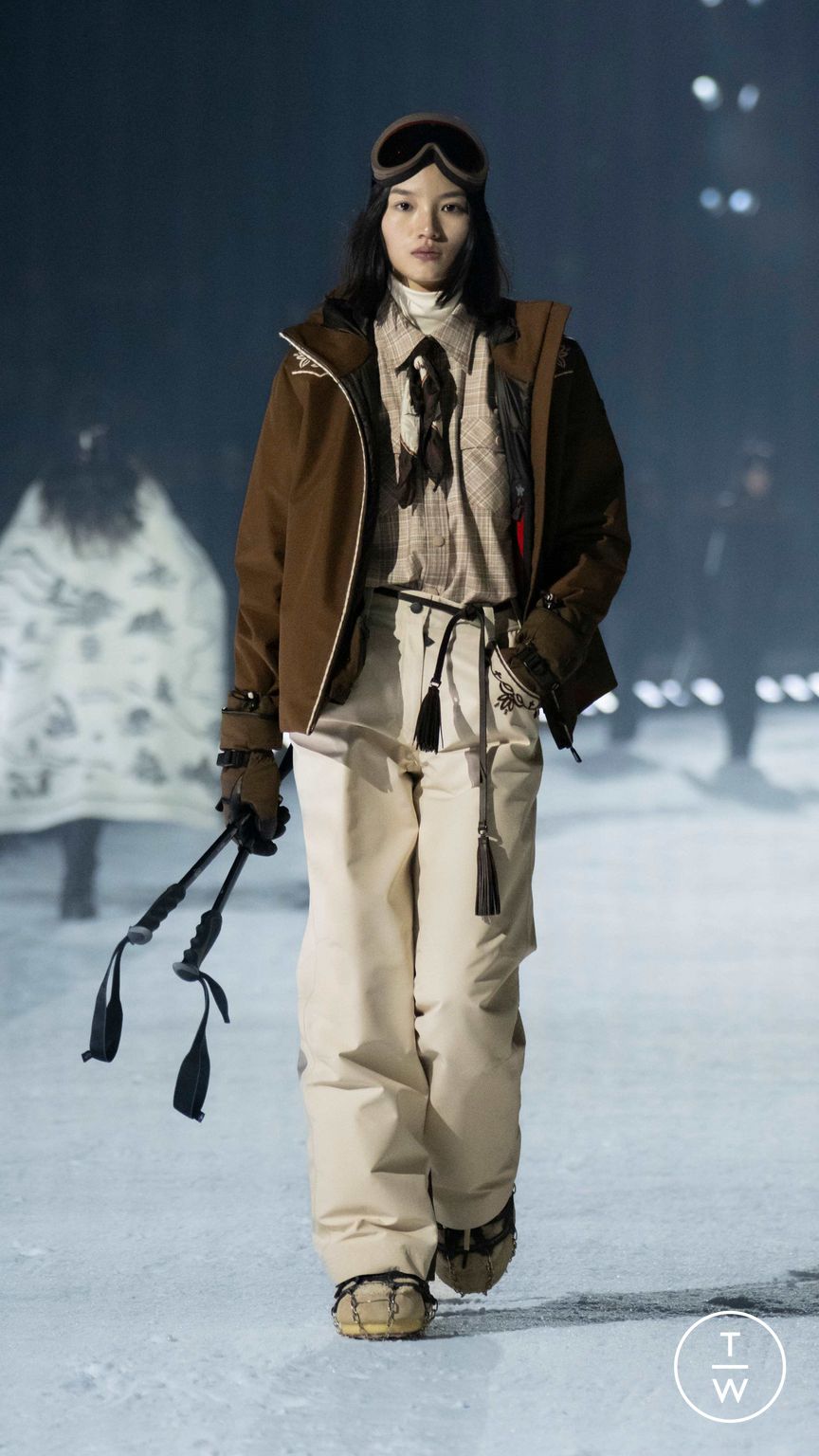 Fashion Week Milan Fall/Winter 2026 look 30 from the Moncler collection menswear