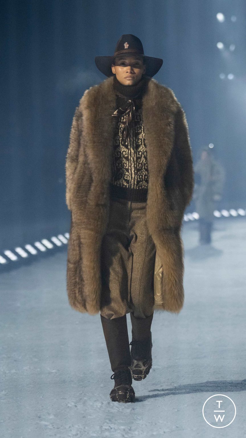 Fashion Week Milan Fall/Winter 2026 look 45 from the Moncler collection menswear