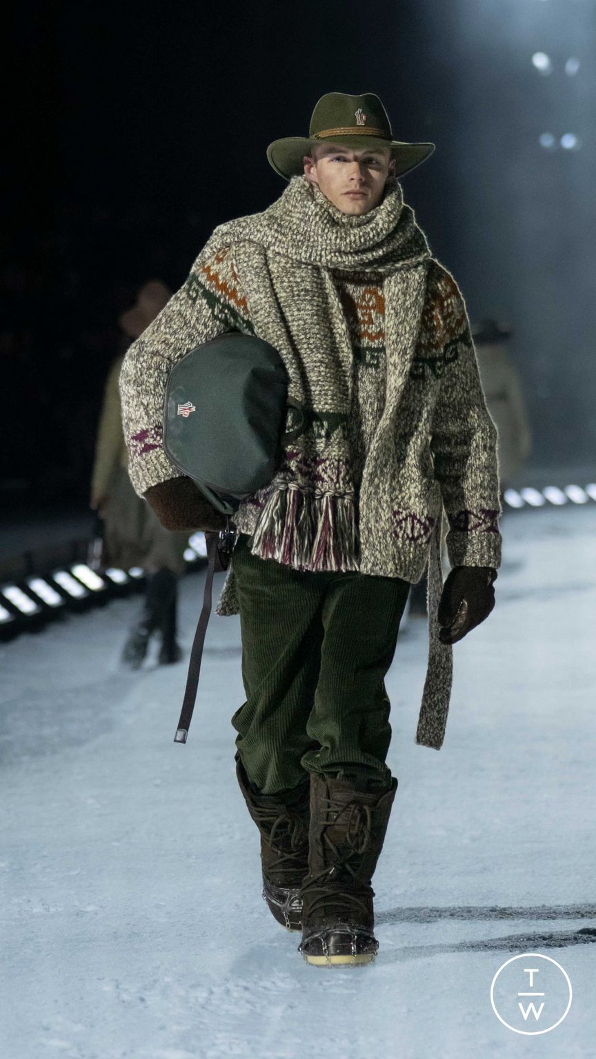 Fashion Week Milan Fall/Winter 2026 look 56 from the Moncler collection menswear