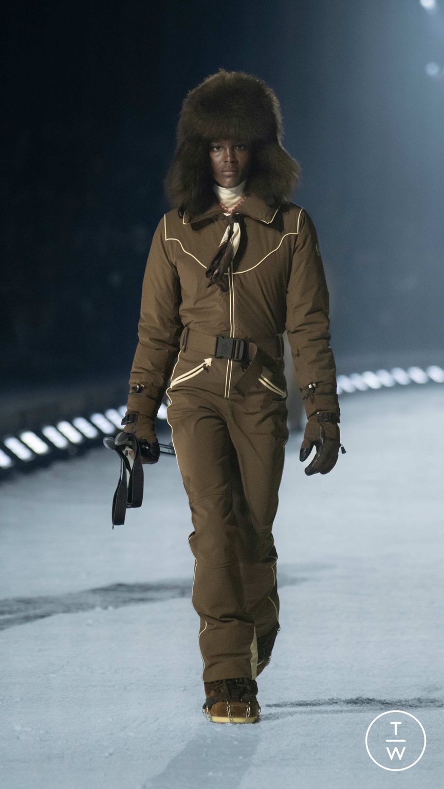 Fashion Week Milan Fall/Winter 2026 look 6 from the Moncler collection menswear