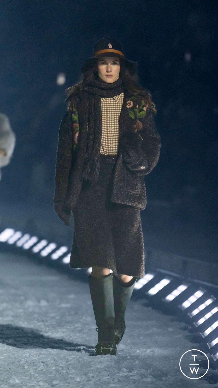 Fashion Week Milan Fall/Winter 2026 look 77 from the Moncler collection menswear