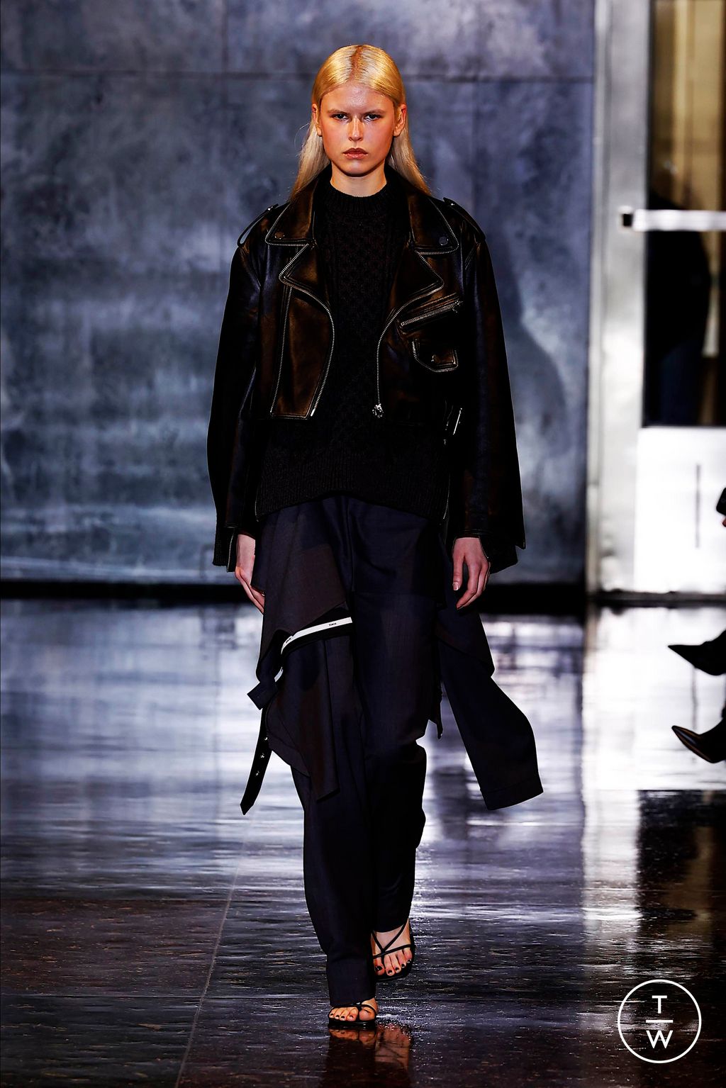 Fashion Week New York Fall/Winter 2024 look 5 from the Monse collection 女装