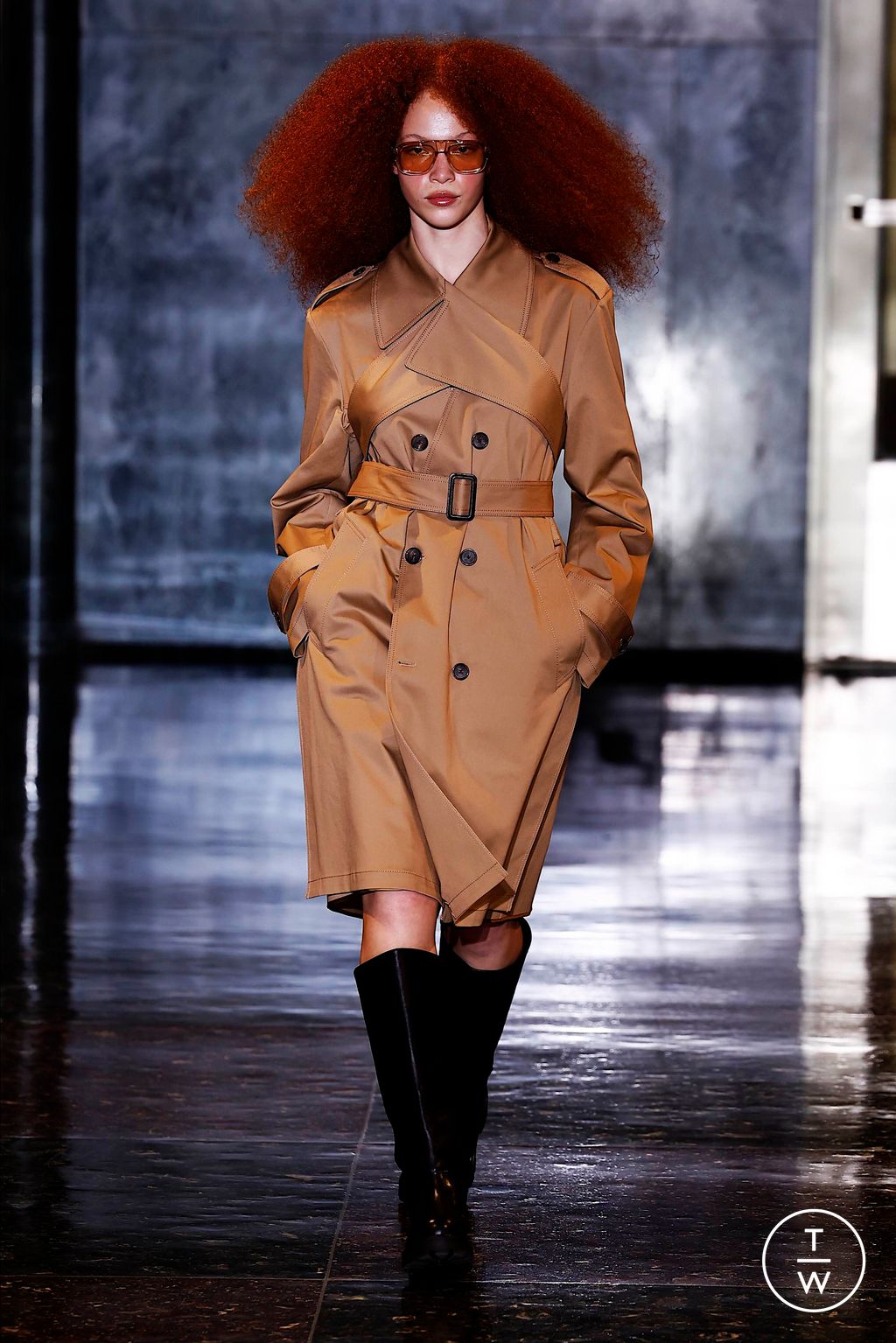 Fashion Week New York Fall/Winter 2024 look 16 from the Monse collection 女装
