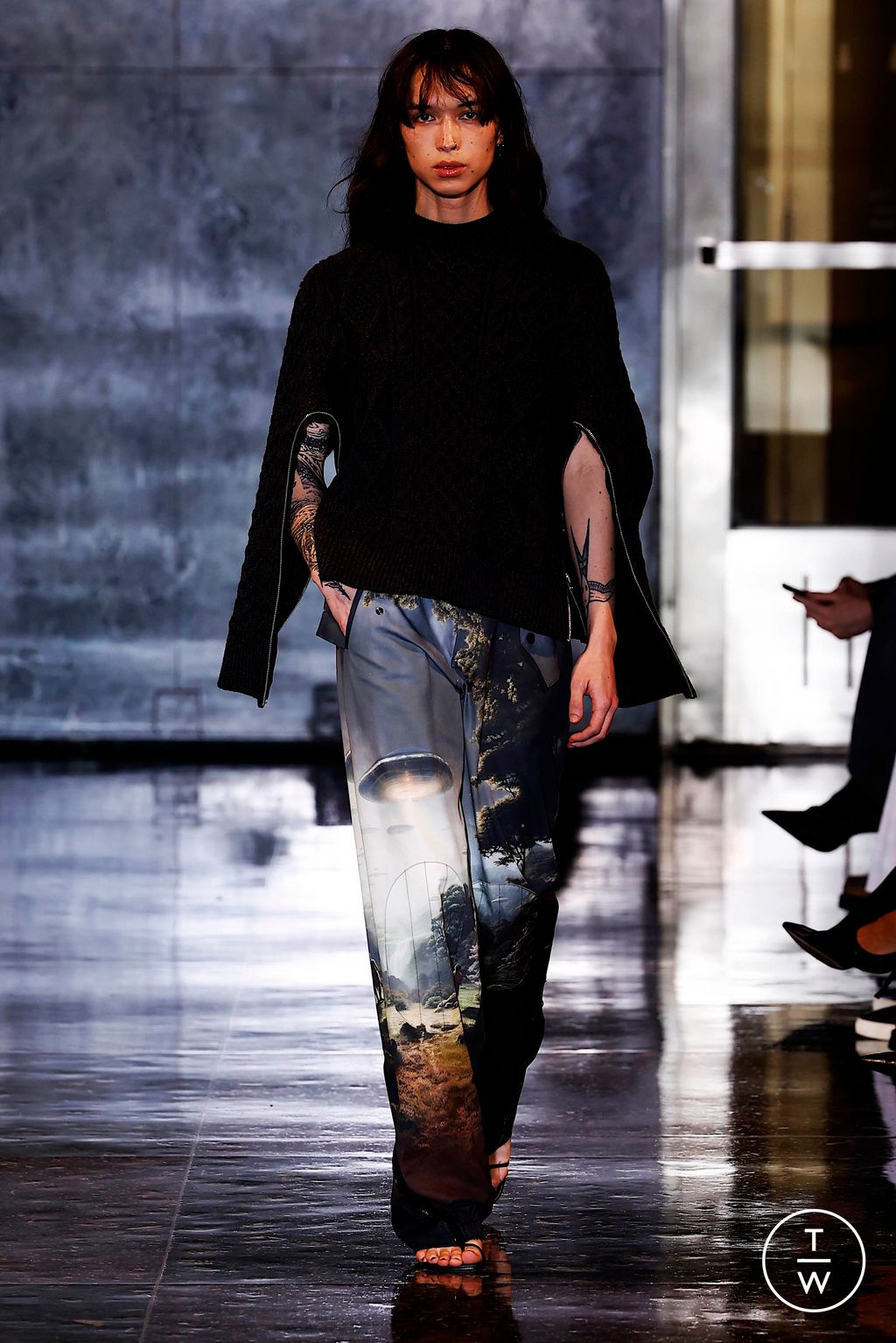Fashion Week New York Fall/Winter 2024 look 19 de la collection Monse womenswear