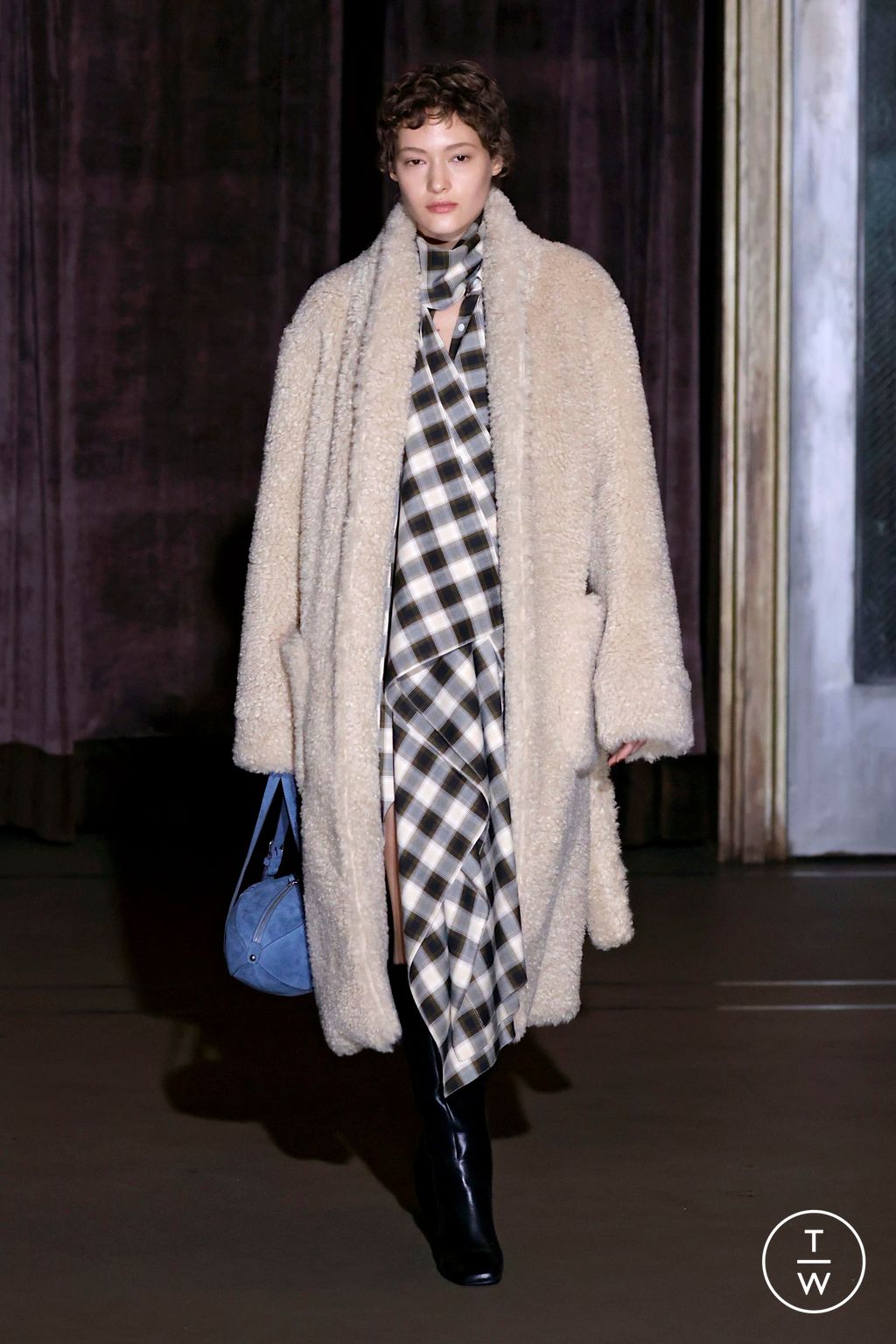 Fashion Week New York Fall/Winter 2025 look 20 from the Monse collection womenswear