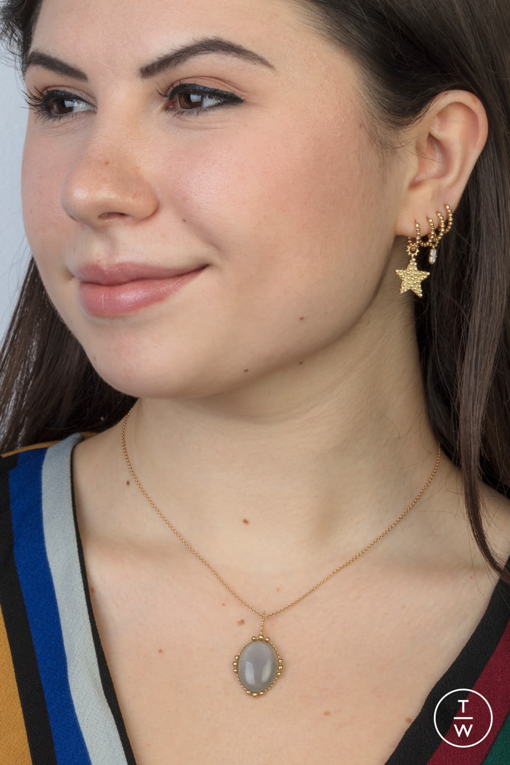 Fashion Week Paris Fall/Winter 2021 look 56 de la collection Gaya womenswear accessories