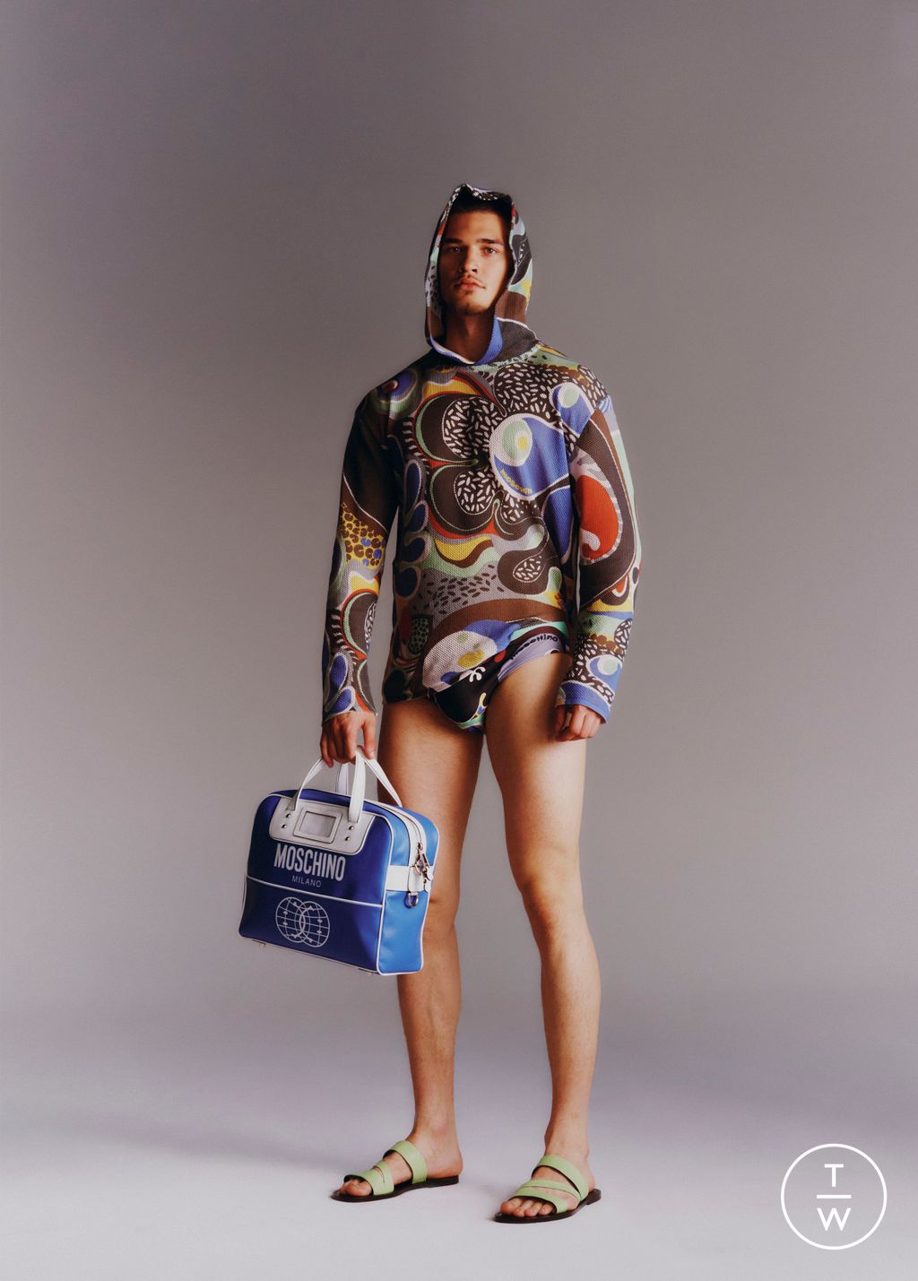 Fashion Week Milan Resort 2023 look 3 from the Moschino collection 男装