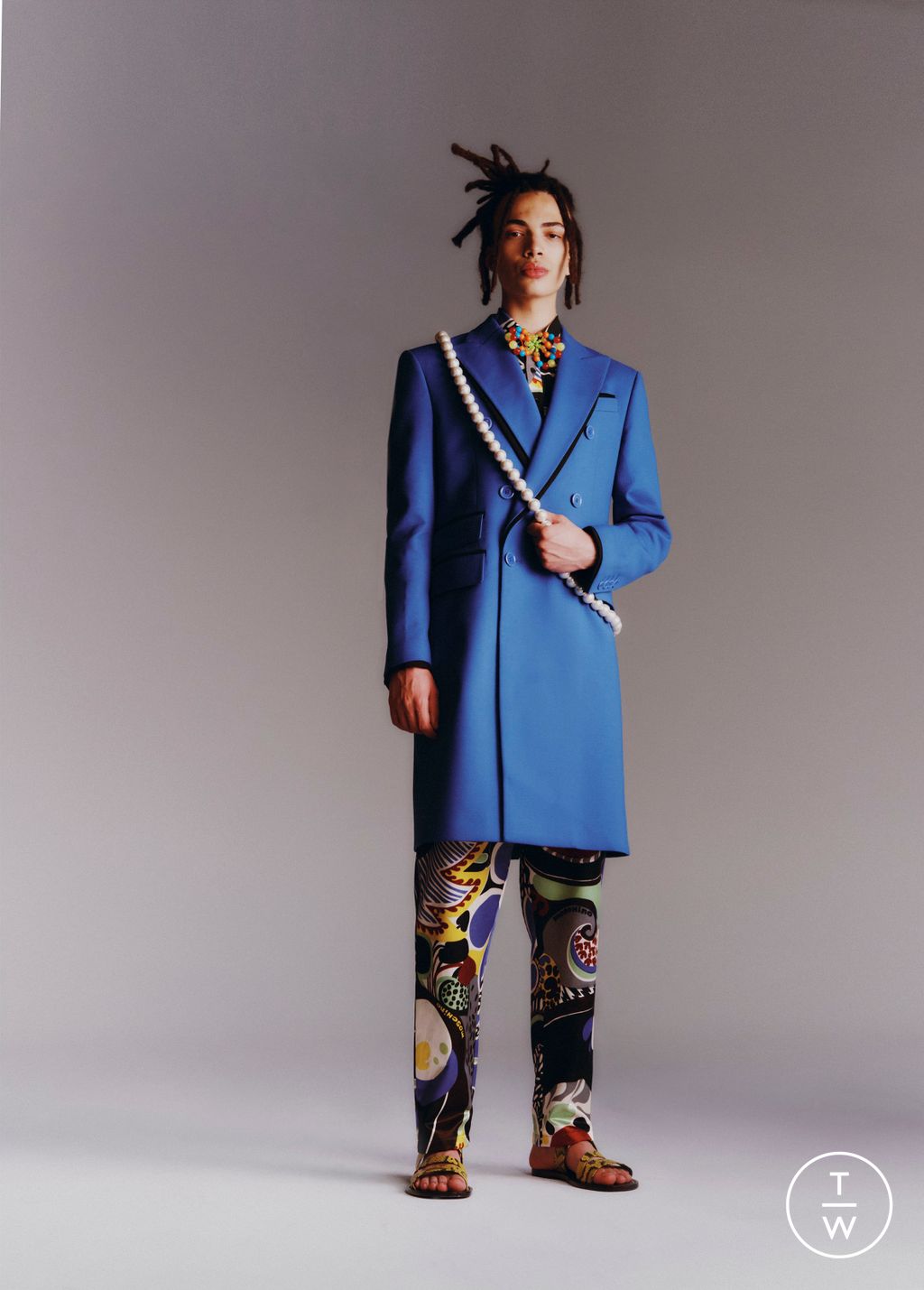 Fashion Week Milan Resort 2023 look 5 de la collection Moschino menswear