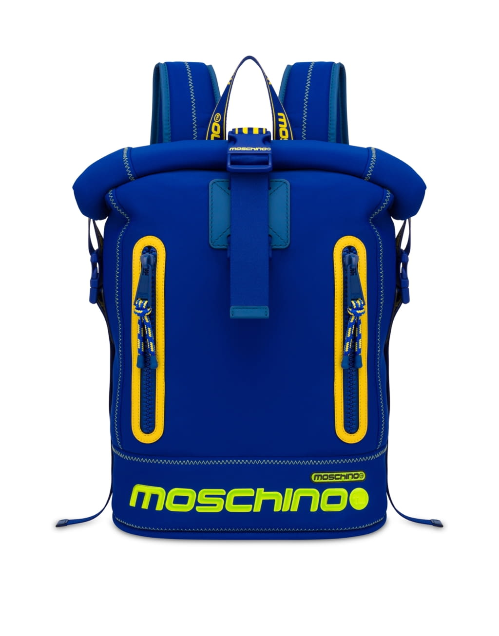 Fashion Week Milan Resort 2022 look 4 from the Moschino collection menswear accessories