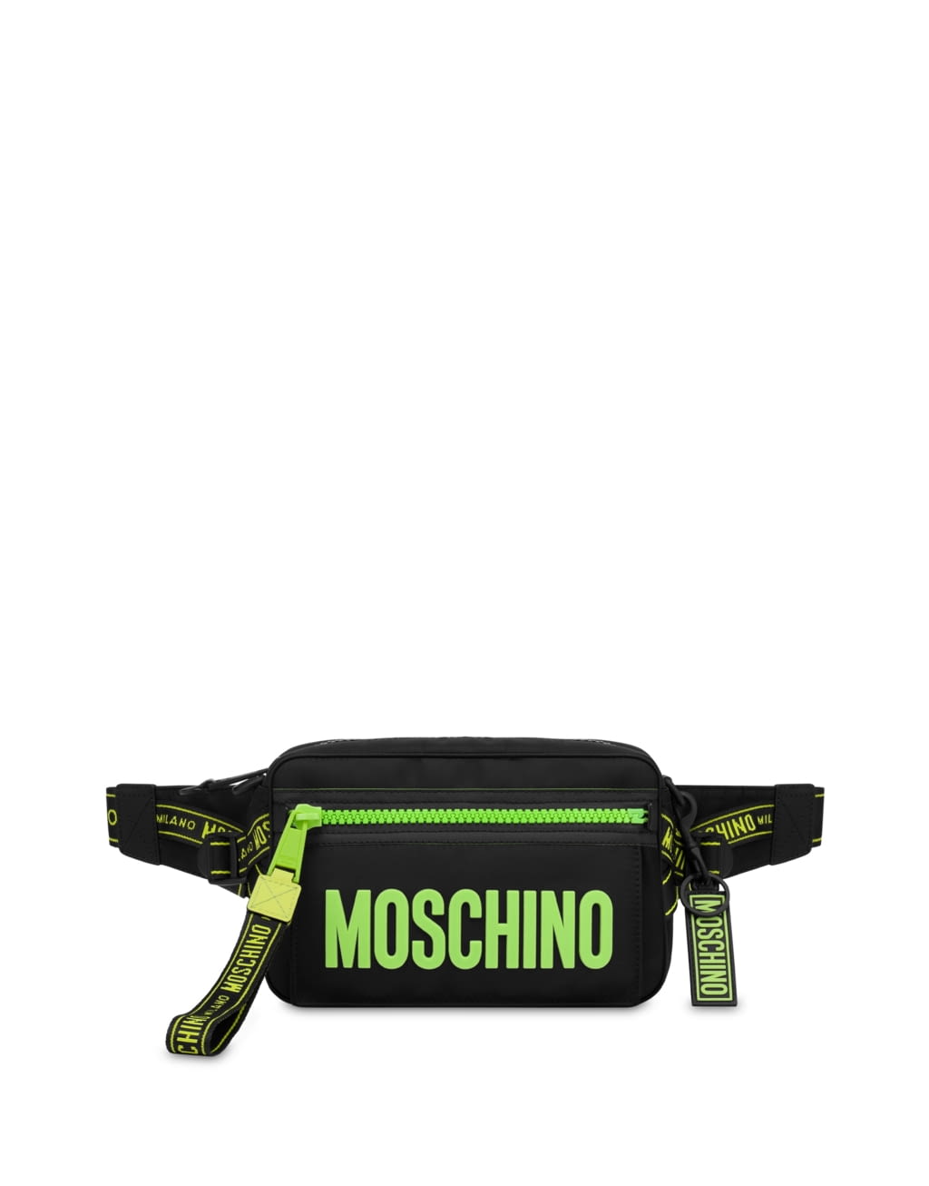 Fashion Week Milan Resort 2022 look 8 from the Moschino collection menswear accessories
