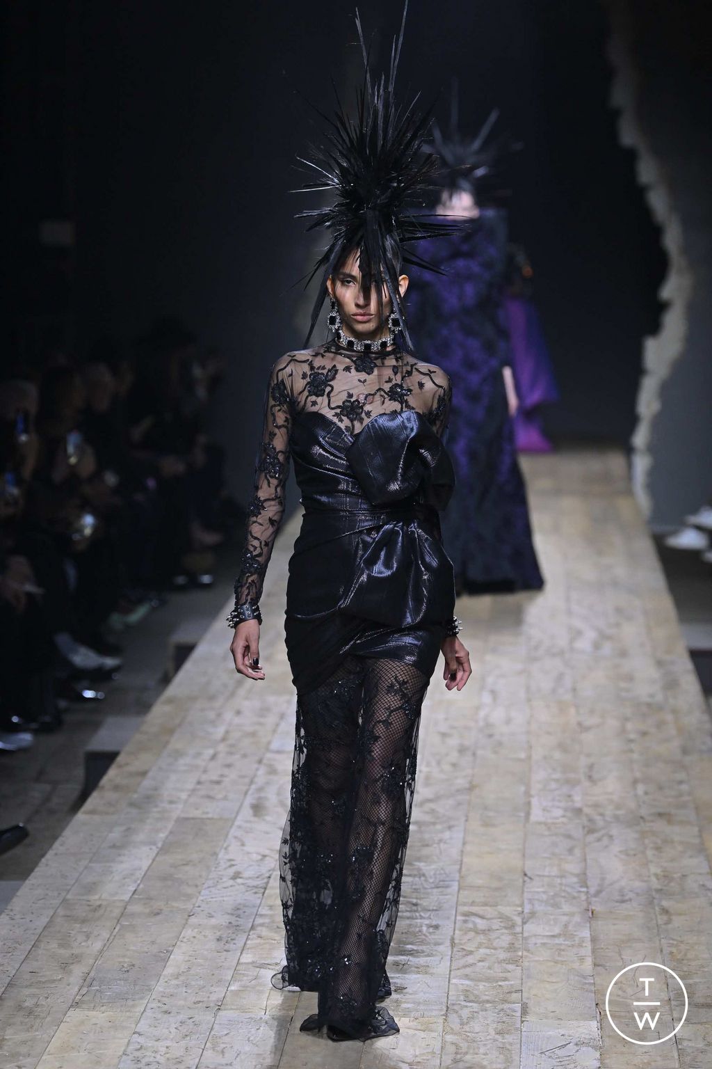 Fashion Week Milan Fall/Winter 2023 look 32 de la collection Moschino womenswear