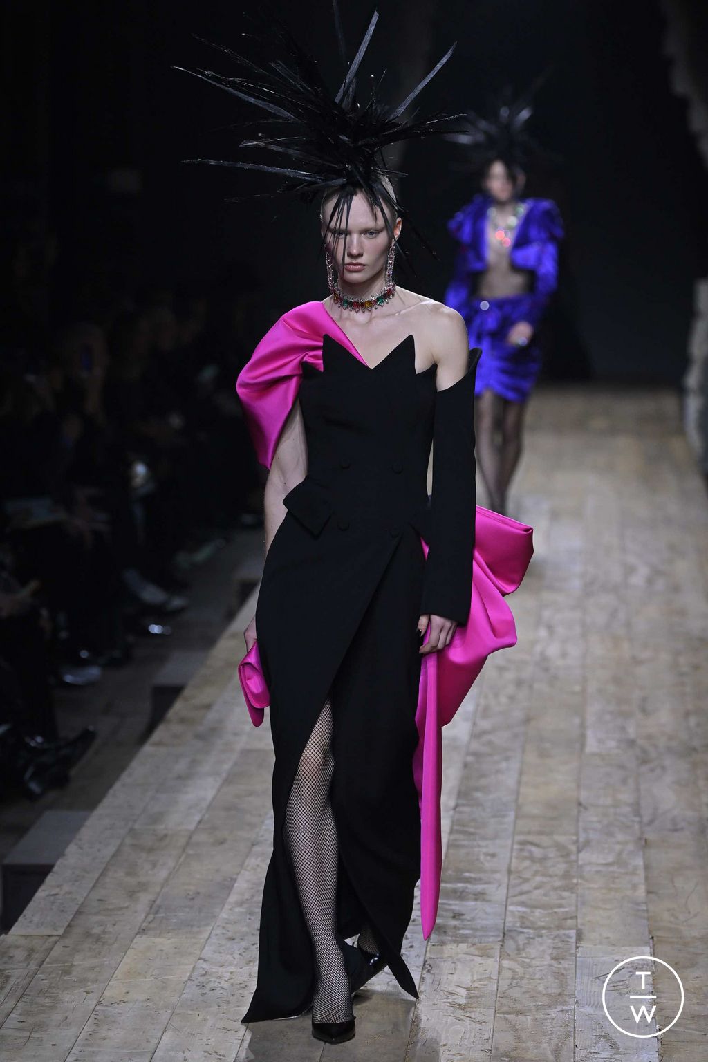 Fashion Week Milan Fall/Winter 2023 look 37 from the Moschino collection 女装
