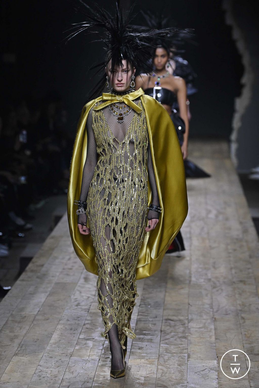 Fashion Week Milan Fall/Winter 2023 look 46 from the Moschino collection 女装