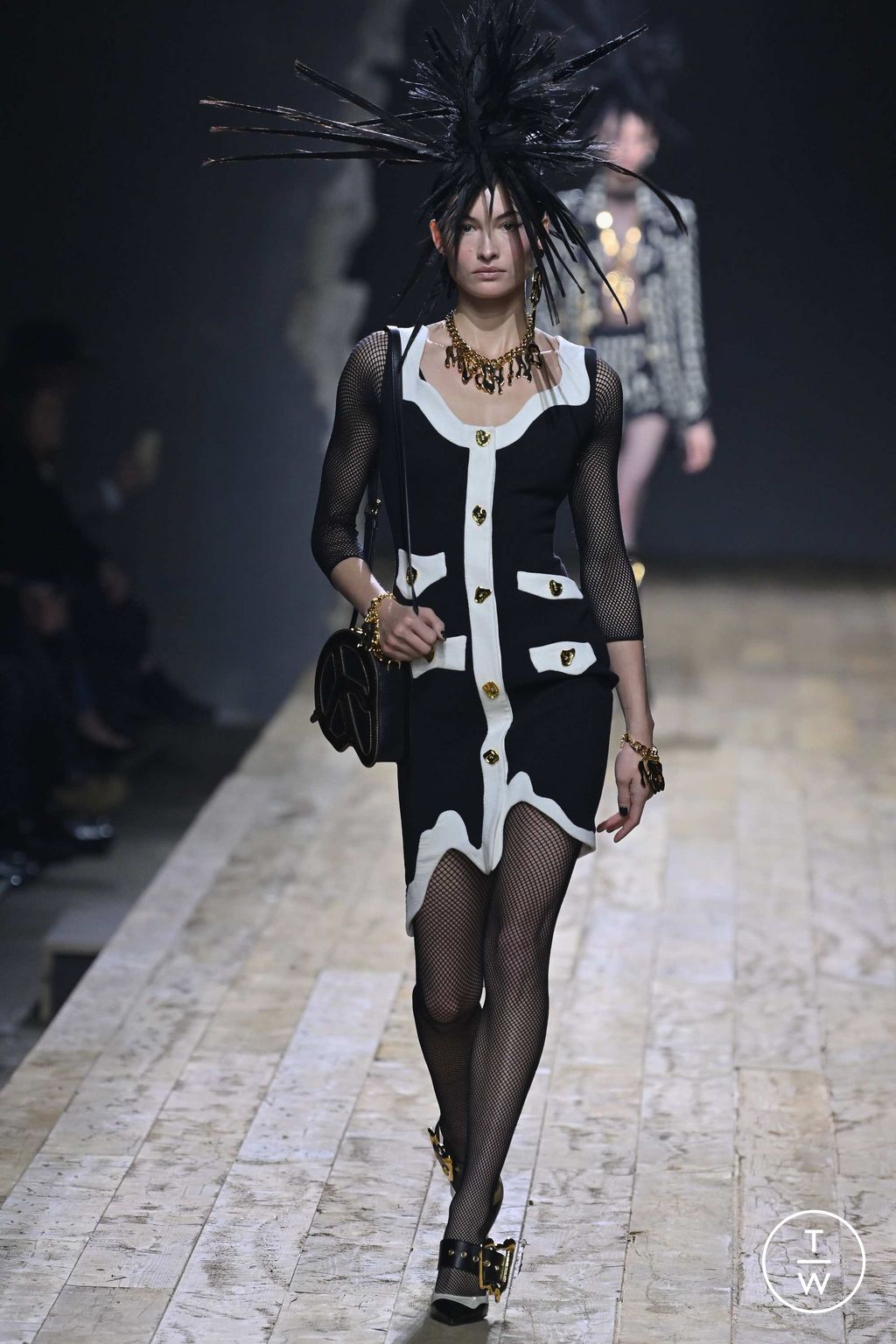 Fashion Week Milan Fall/Winter 2023 look 3 from the Moschino collection womenswear