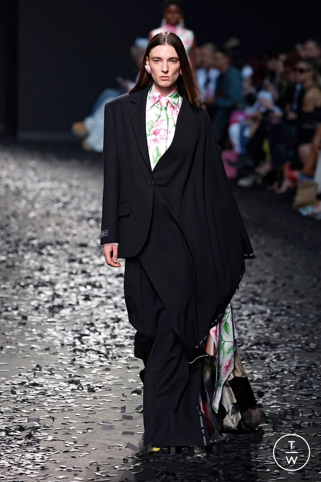 Fashion Week Milan Fall/Winter 2025 look 22 from the Moschino collection womenswear