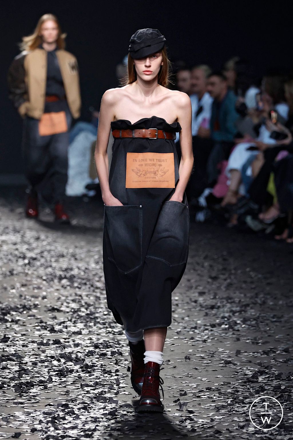 Fashion Week Milan Fall/Winter 2025 look 28 from the Moschino collection womenswear