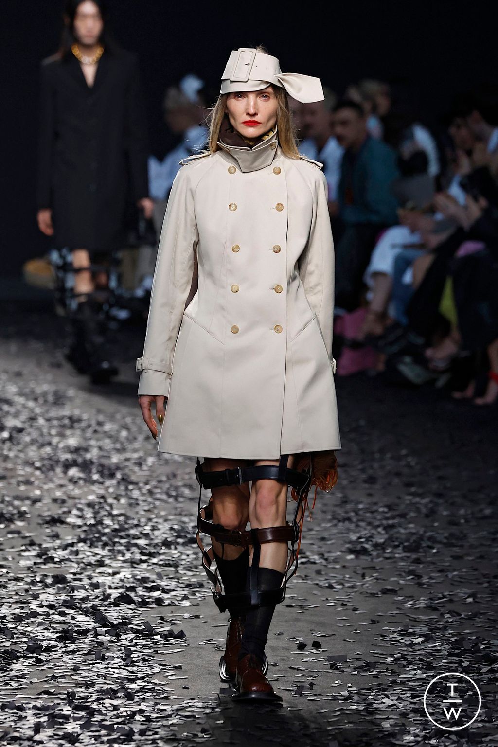 Fashion Week Milan Fall/Winter 2025 look 38 from the Moschino collection womenswear