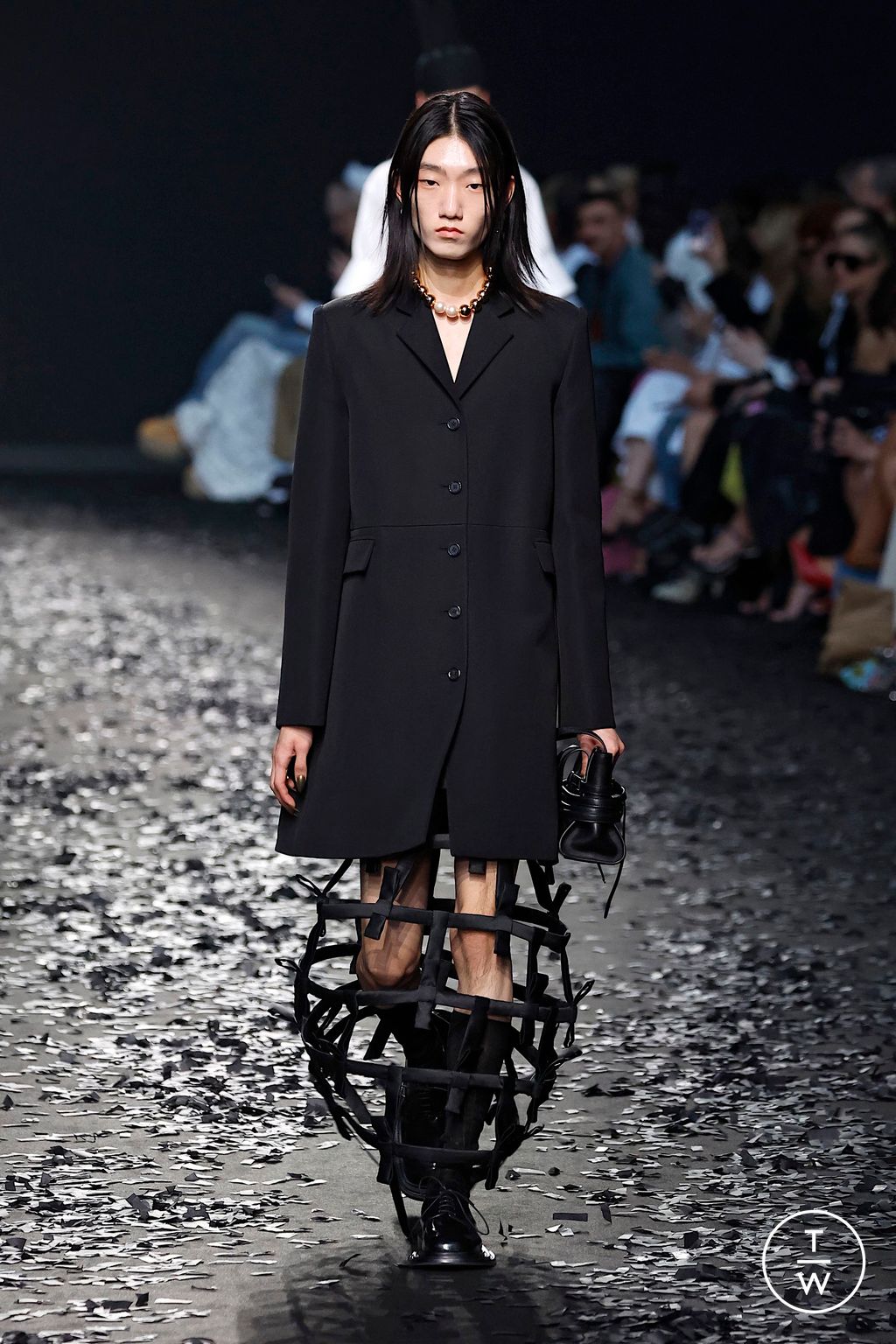Fashion Week Milan Fall/Winter 2025 look 39 from the Moschino collection womenswear