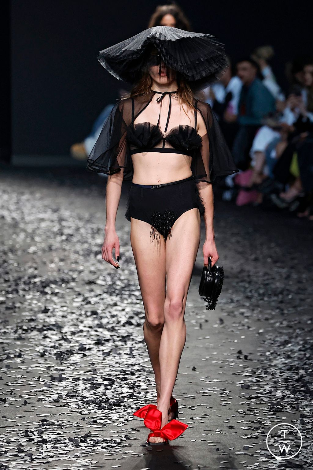 Fashion Week Milan Fall/Winter 2025 look 43 from the Moschino collection womenswear