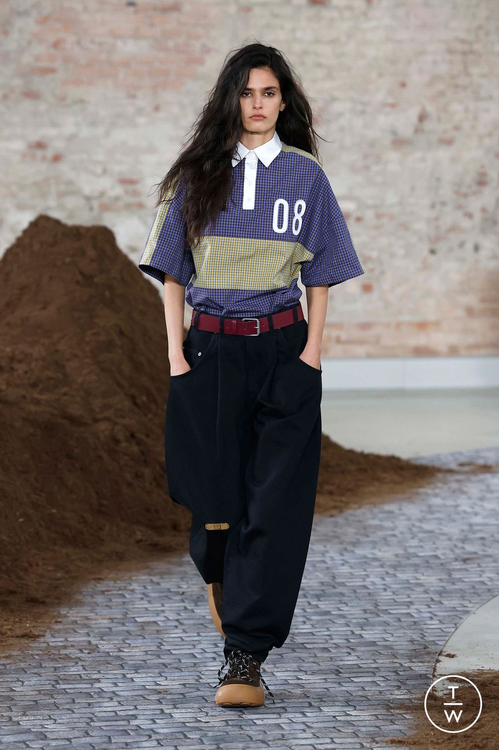 Fashion Week Milan Fall/Winter 2026 look 12 from the Moschino collection womenswear