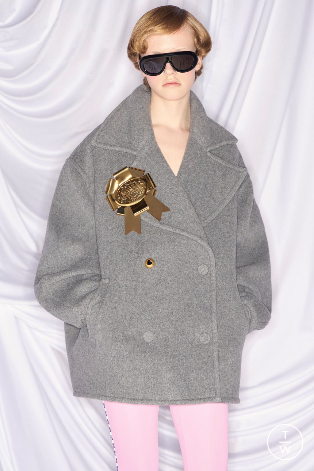 Fashion Week Milan Fall/Winter 2026 look 2 from the Moschino collection menswear