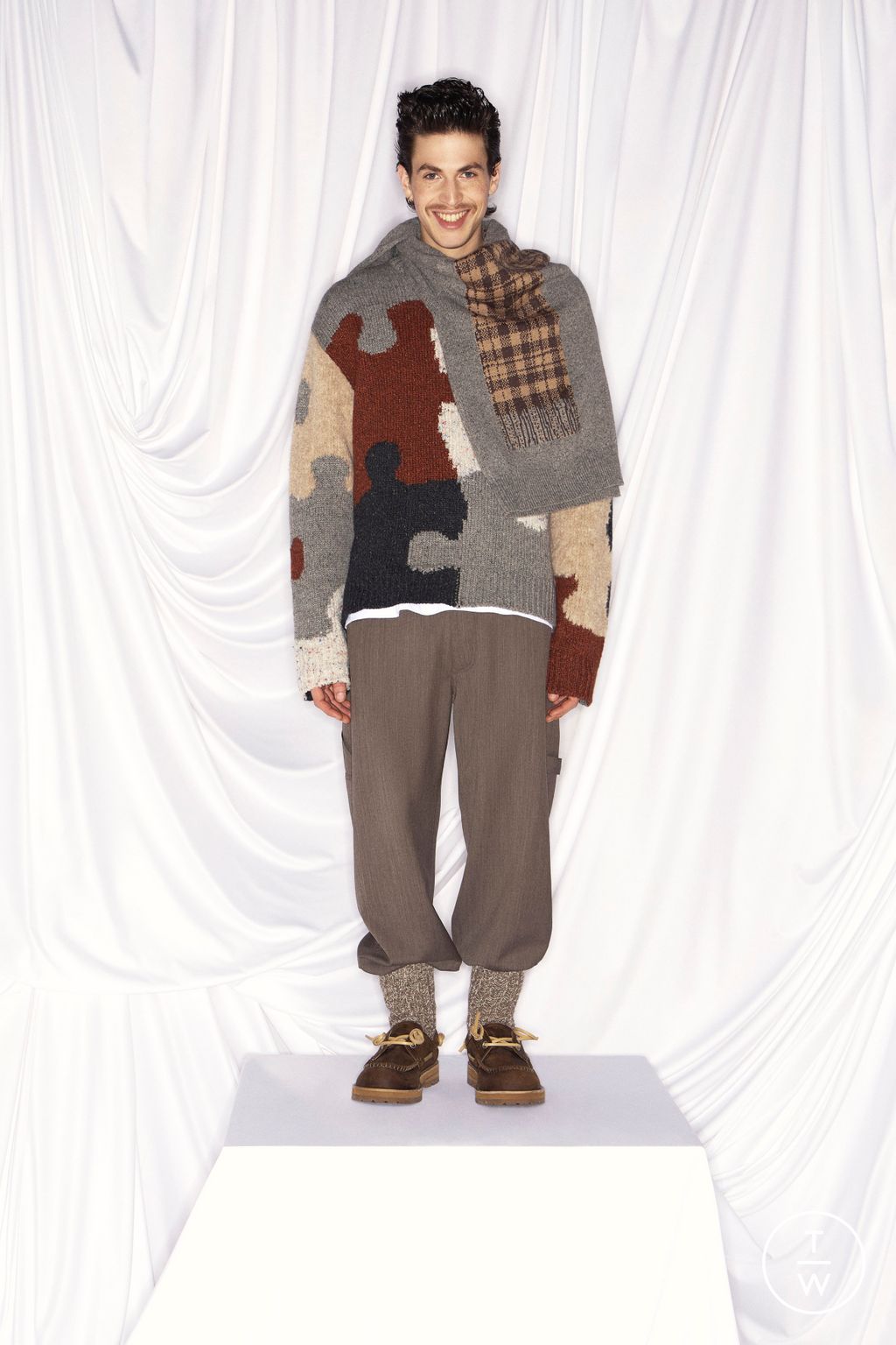 Fashion Week Milan Fall/Winter 2026 look 42 from the Moschino collection menswear