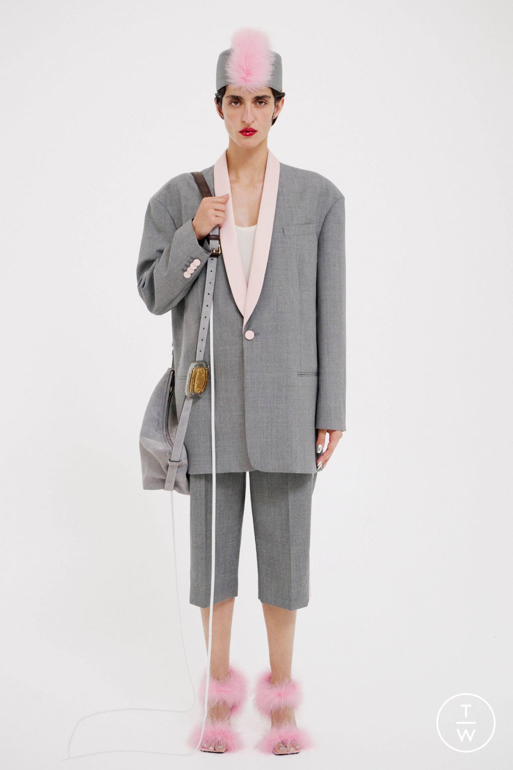 Fashion Week Milan Resort 2026 look 9 from the Moschino collection 女装